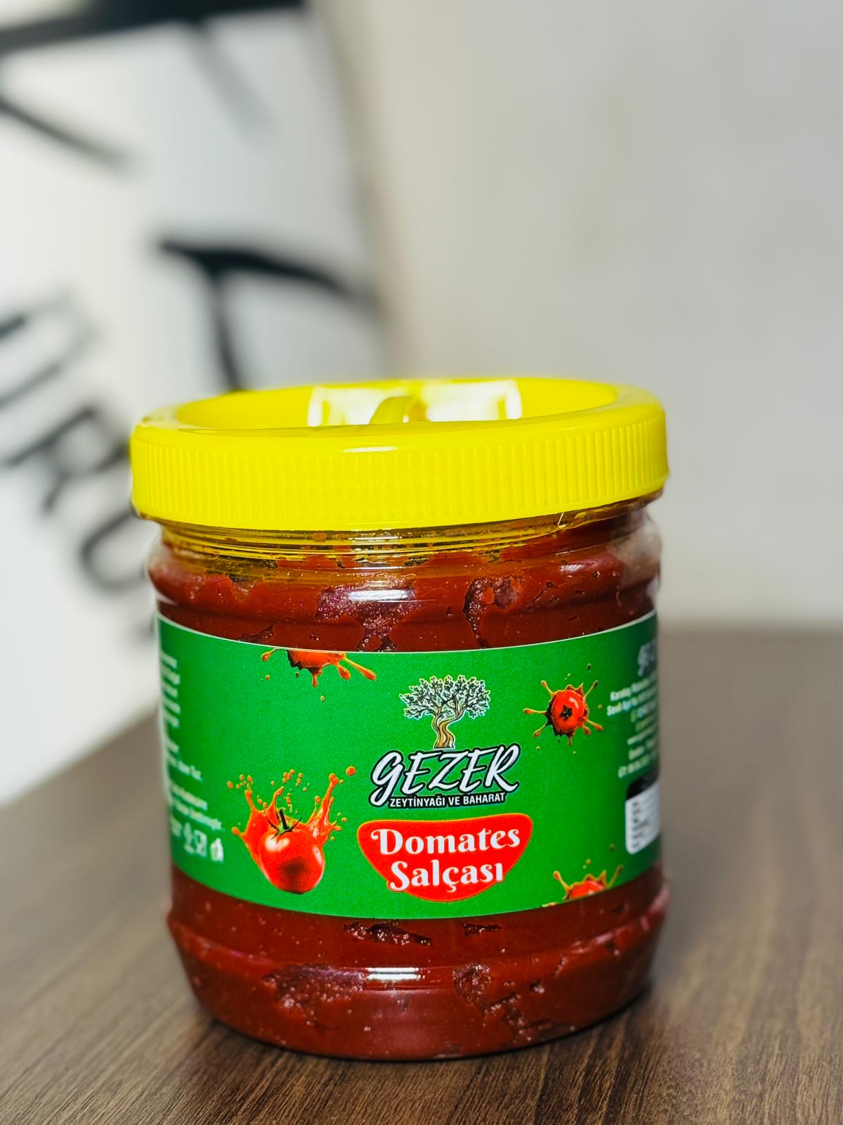 YÖRESEL DOMATES SALÇASI